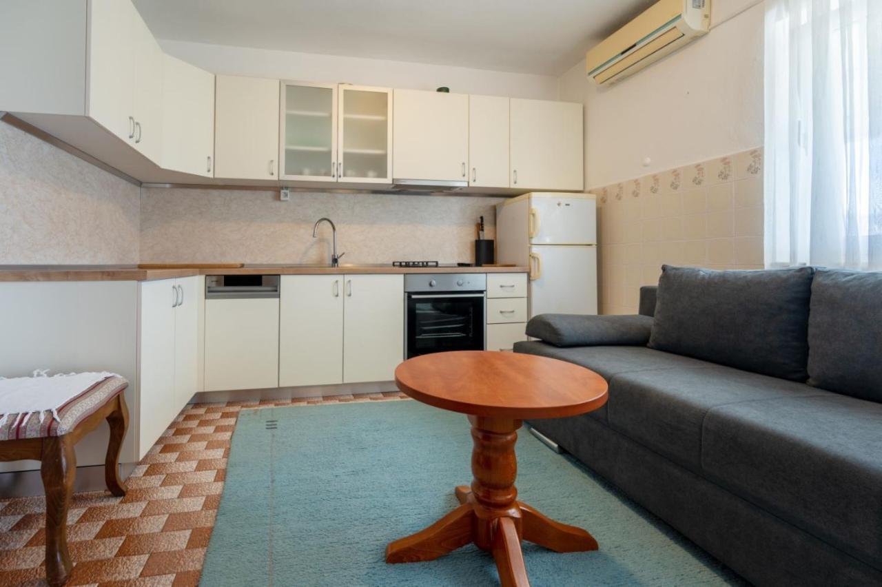 Apartments And Rooms Lotus Neum Εξωτερικό φωτογραφία